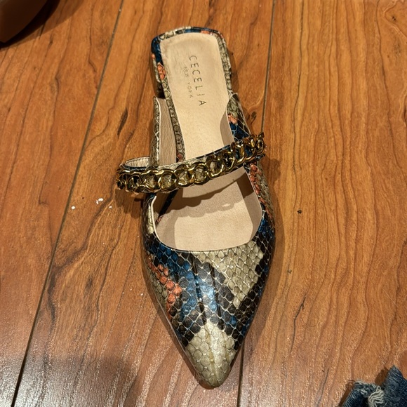 Cecilia New York chain Slides 6.5. Anthropologie - Picture 7 of 8